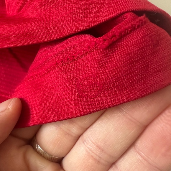 Lululemon Swiftly 2.0 Short Sleeve size 6 - Picture 2 of 3